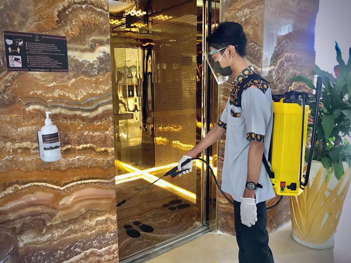 Kj Hotel Джокьякарта Экстерьер фото