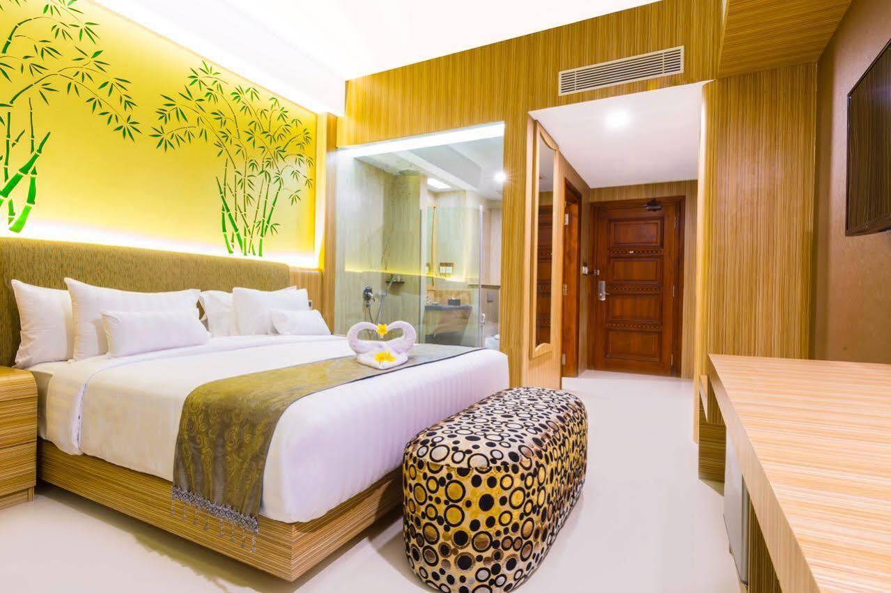 Kj Hotel Джокьякарта Экстерьер фото